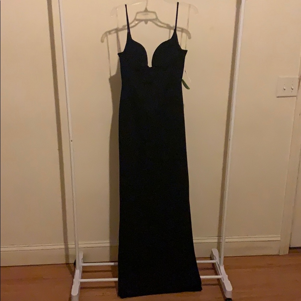 Windsor-Long Black Dress